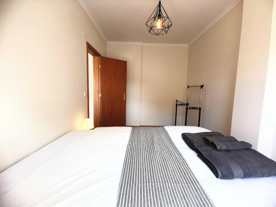 New Sunny House! Your Lejlighed Lisboa